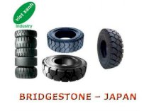 Vỏ xe (lốp xe) Bridgestone 10.00-20