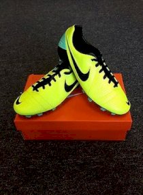 Nike CTR360 Libretto III FG Firm Ground New Authentic Soccer Cleat Volt