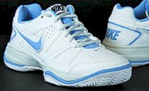 Nike City Court VII Womens Tennis Shoes (White/Light Blue/Platinum) 