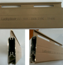 Cửa cuốn khe thoáng công nghệ Đức Luckydoor TP48B- 6063