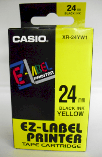 Nhãn in Casio XR-24SR1 (chữ đen nền bạc 24mm)