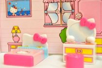 Hello Kitty Miniature Toy "My House" Garden Living Room Bathroom Bedroom