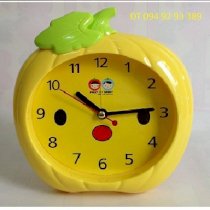 Đồng hồ để bàn hình táo 90