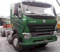 Xe tải thùng Howo ZZ1317N4667V 371hp A7