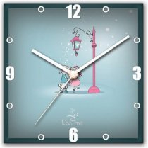 StyBuzz Kiss Me Analog Wall Clock