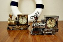 European Alarm Clock Train Head Shape / Retro Super Luxury Furnishings Cool Car Model Gift Boutique