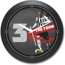 Shop Mantra David Newcastle united footballer Round Clock Analog Wall Clock (Black)