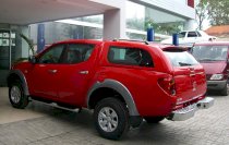 Nắp thùng cao Mitsubishi Triton