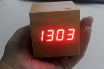 A-szcxtop(TM) New Mini Cube Desk USB/AAA Wooden Alarm Digital Clock Red LED