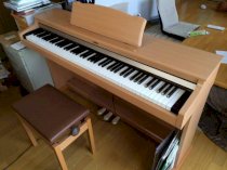 Đàn piano Korg C-2200