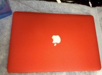 Ốp lưng Macbook Dark Blue màu đỏ