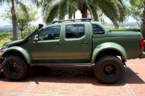 nắp thùng thấp nissan navara