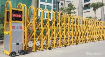 Cổng xếp hợp kim nhôm tự động Hồng Môn SQM-F