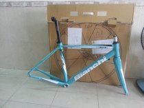 Sườn xe đạp đua nhôm BIANCHI nirone7 (Taiwan)