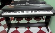 Đàn Piano Yamaha CLP 55