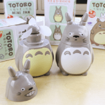 Quạt tích điện hoạt hình Totoro