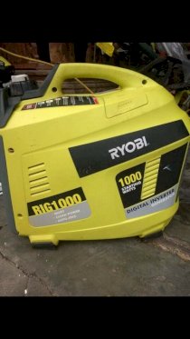 Máy phát điện chống ồn tiết kiệm xăng Ryobi Rig1000