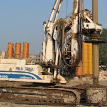 Máy khoan cọc nhồi thủy lực Soilmec SR80C