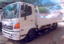 Xe tải Hino thùng lửng, thùng tiêu chuẩn model FC9JLSW, tải trọng 6 tấn, thùng dài 6,7m