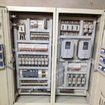 Tủ điều khiển dùng PLC trung bình và lớn TC 12