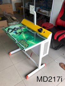 Bàn chơi game kính cường lực