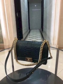 Túi xách Chanel Le Boy 2018 hàng Vip MS 67086-121