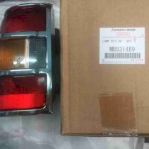 Đèn hậu trái Mitsubishi Pajero MB831489