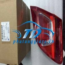 Đèn hậu miếng trong phải Chevrolet Cruze 95130775