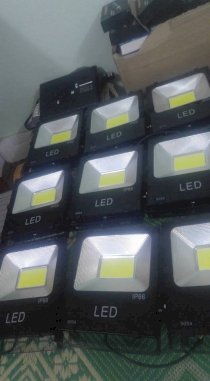 Đèn pha led HDH MB 200w