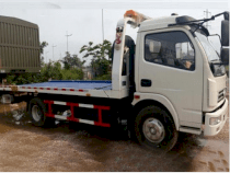 Xe cứu hộ giao thông Dongfeng sàn trượt 3.8 tấn