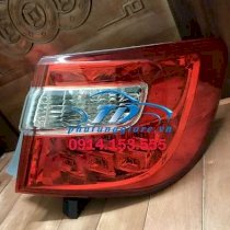 Đèn hậu miếng ngoài Toyota Camry 11C071062B