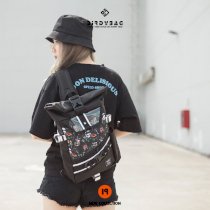 Túi đeo vai chéo Birdybag shoulder pack màu đen 33 x 21 x 15cm