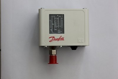 Công tắc áp suất Danfoss KP1 (060-110191)