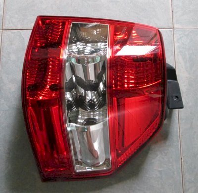 Đèn lái sau Suzuki APV 2008