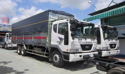 Xe tải thùng mui bạt Daewoo K9KEF 16 tấn