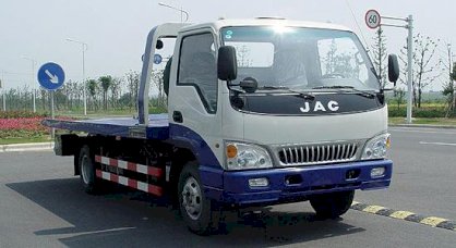 Xe tải JAC HFC1047 2.4T (2014)