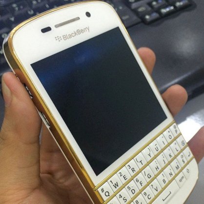 Vỏ Blackberry Q10 gold full bộ
