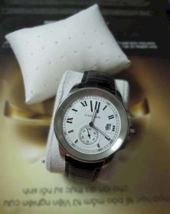 Đồng hồ Cartier mặt tròn dây da D016