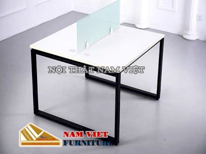 Bàn làm việc chân sắt NV-09