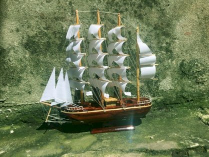 Thuyền buồm gỗ 02 30cm x 8cm