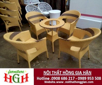 Bộ bàn ghế cafe mây nhựa Hồng Gia Hân k79