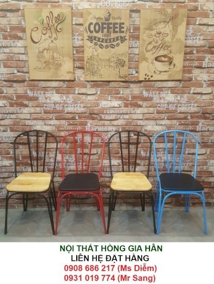 Ghế sắt cafe đế gỗ giá rẻ HGH077