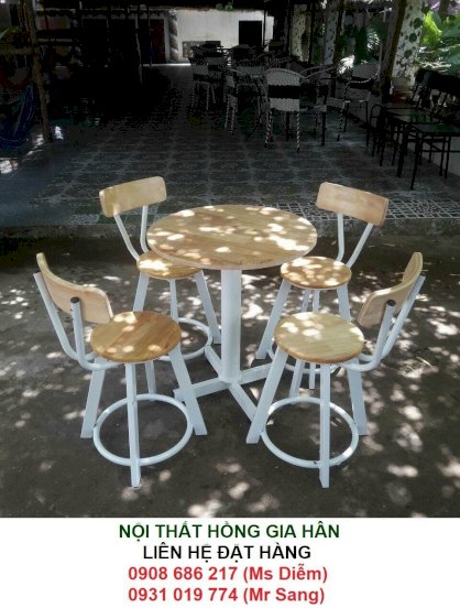 Bộ bàn ghế gỗ cafe mặt tròn, chân sắt HGH082
