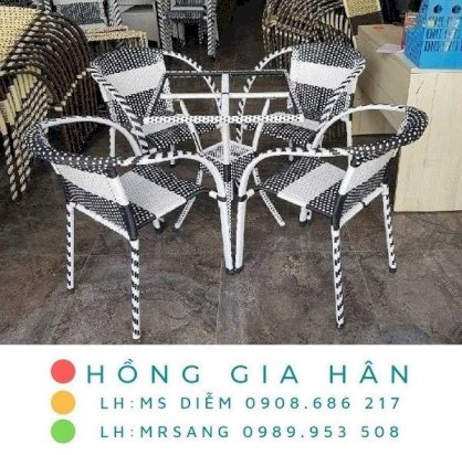 Bàn ghế cafe mây nhựa cao cấp Hồng Gia Hân B003