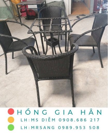 Bộ bàn ghế nhựa giả mây cao cấp Hồng Gia Hân B006