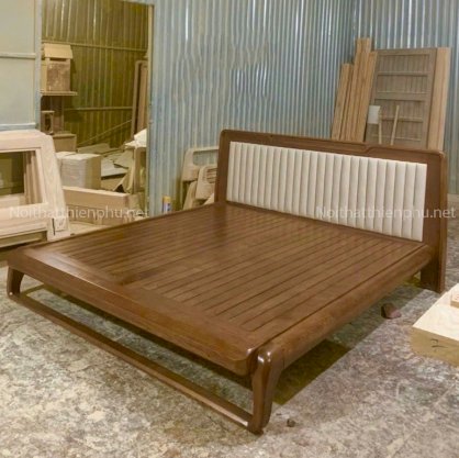 Giường ngủ chân cong 1m80 gỗ sồi | Thiên Phú