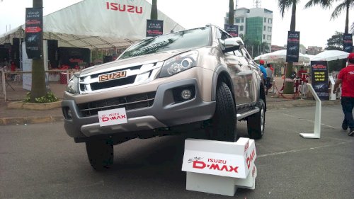 Isuzu Dmax 2013 khuyến mãi 100% phí trước bạ !