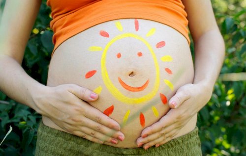 keep-cool-during-your-summer-pregnancy_93000.jpg
