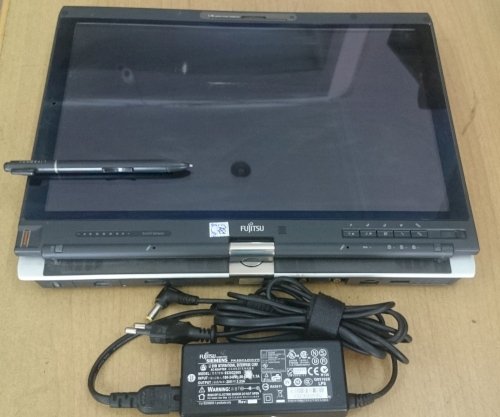 Fujitshu Lifebook T5010 màn cảm ứng 13,3 inch