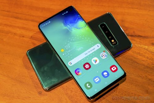 Sáº¡c ngÆ°á»£c khÃ´ng dÃ¢y trÃªn Galaxy S10+